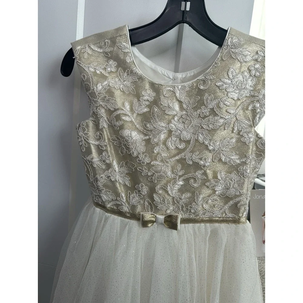 New Jona Michelle‎ Girls Floral Appliqué Metallic  Ruffle Dress size 8 Ivory